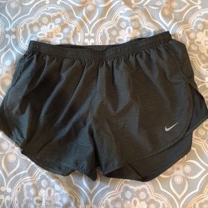 nike sports shorts with zip pockets